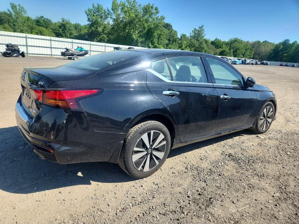 2019 NISSAN ALTIMA SV 3