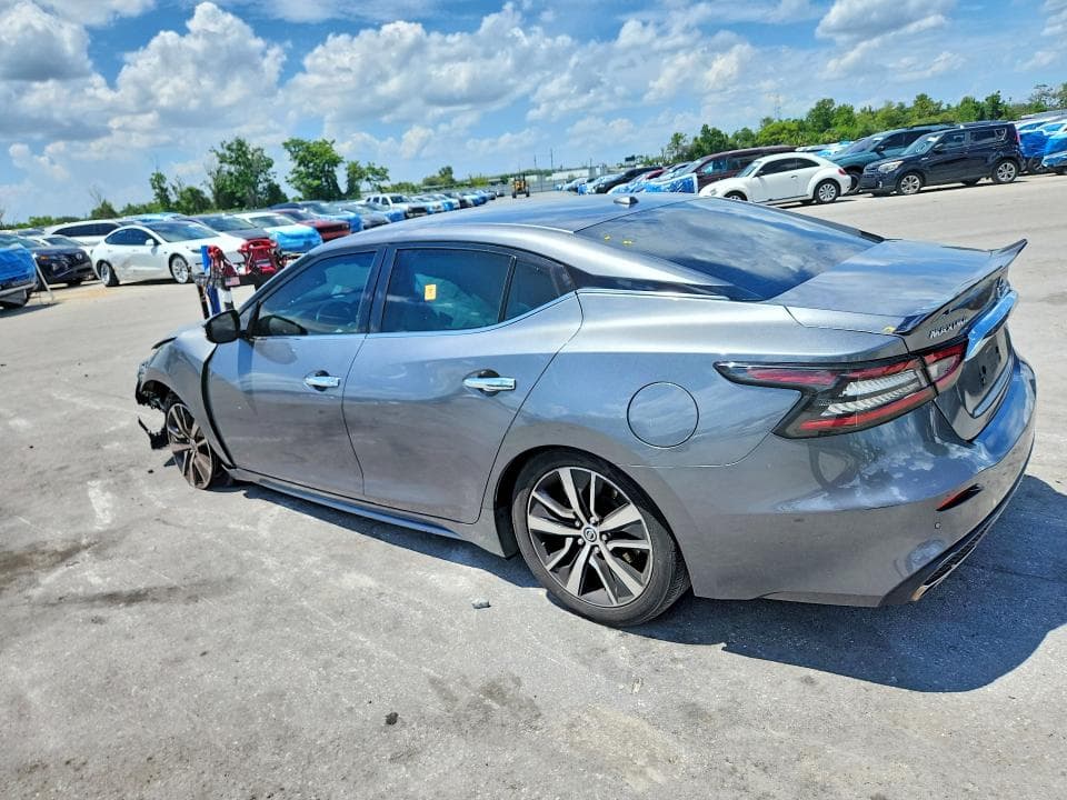 2022 NISSAN MAXIMA SV 2