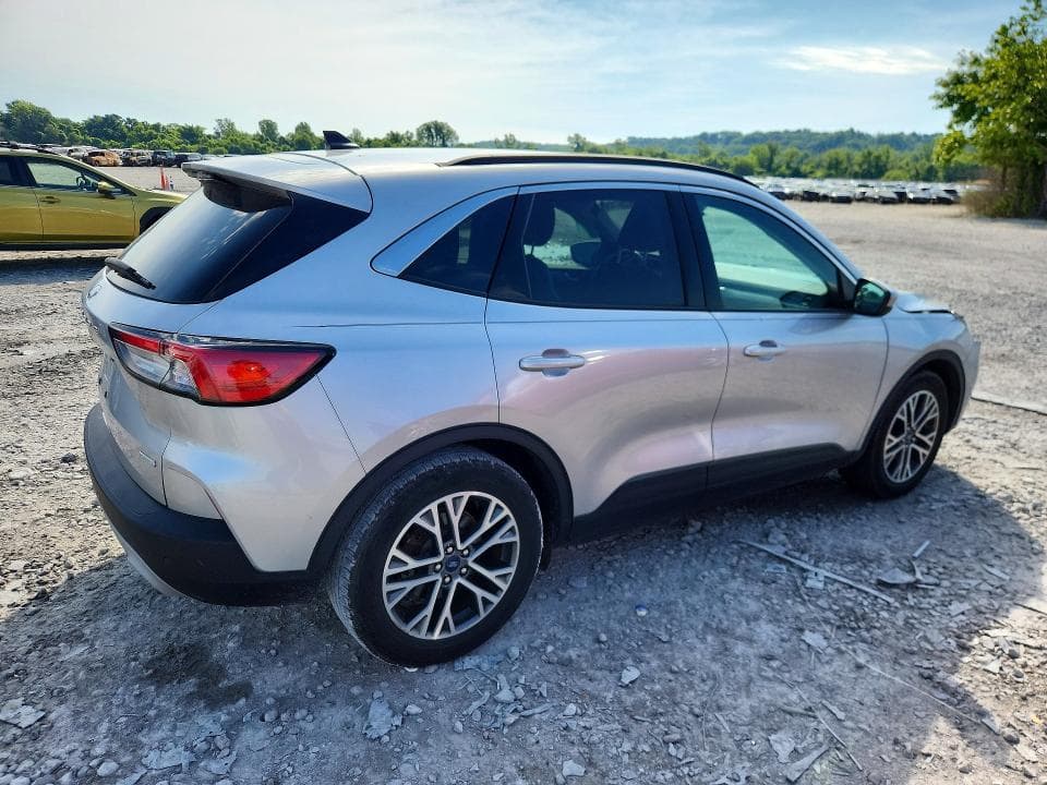 2020 FORD ESCAPE SEL 3