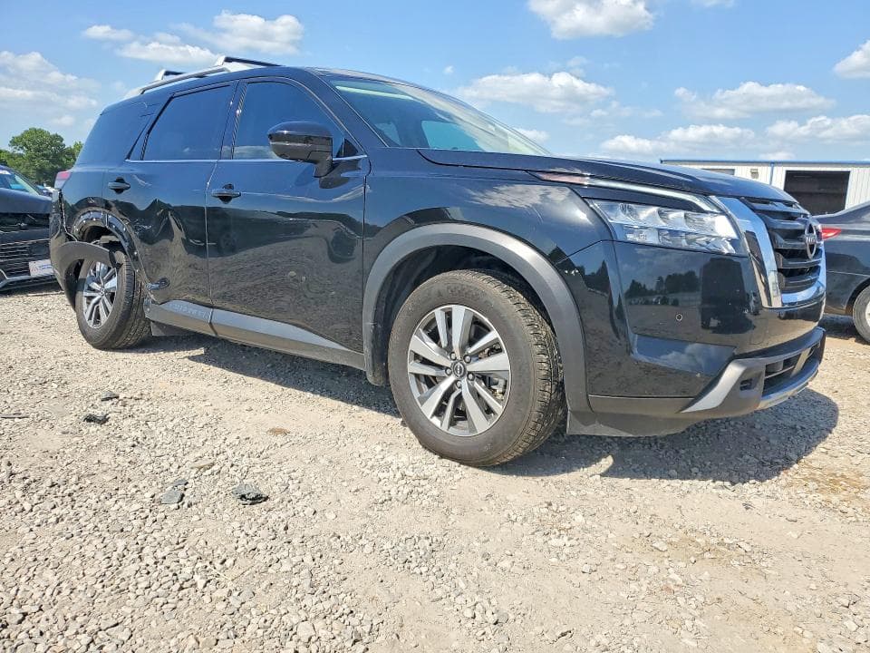 2024 NISSAN PATHFINDER SL 4