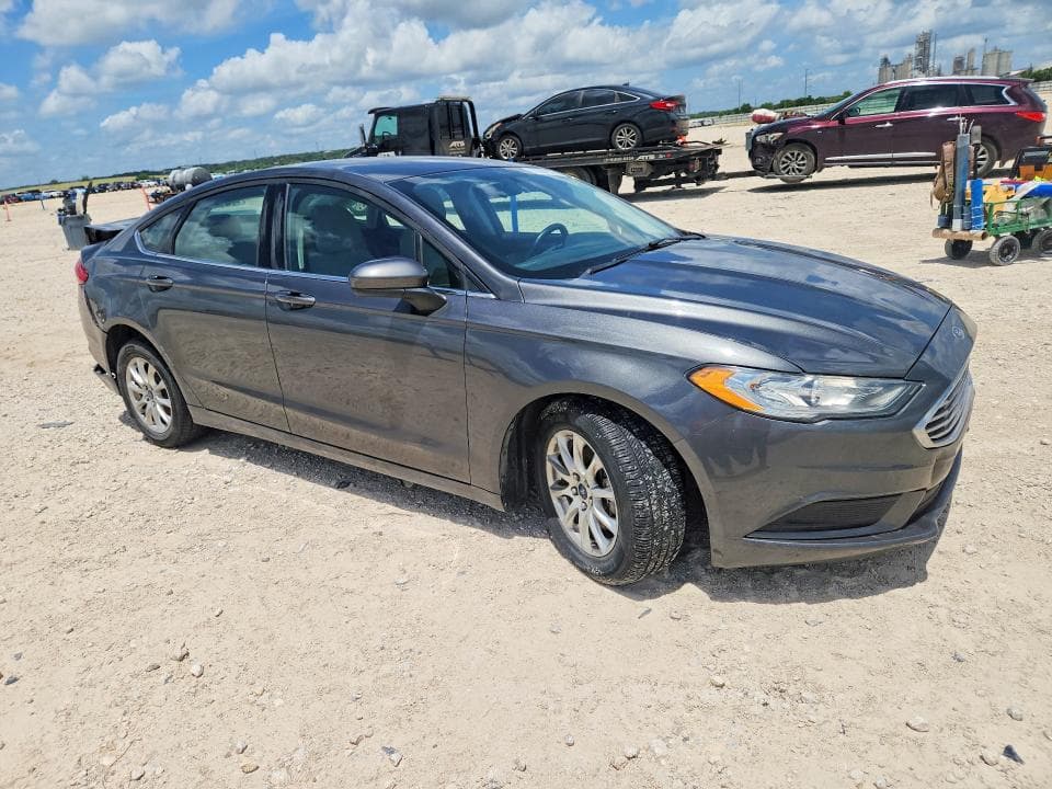 2018 FORD FUSION S 4