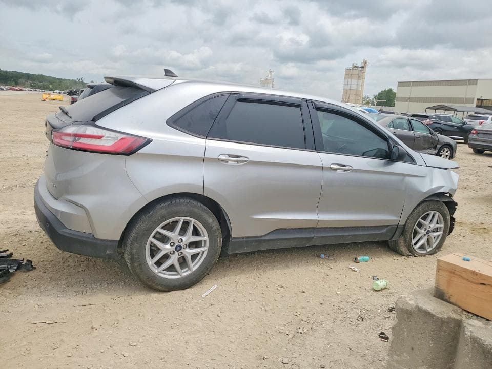 2021 FORD EDGE SE 3