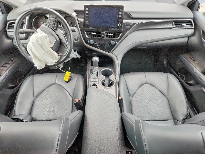 2022 TOYOTA CAMRY XSE 8