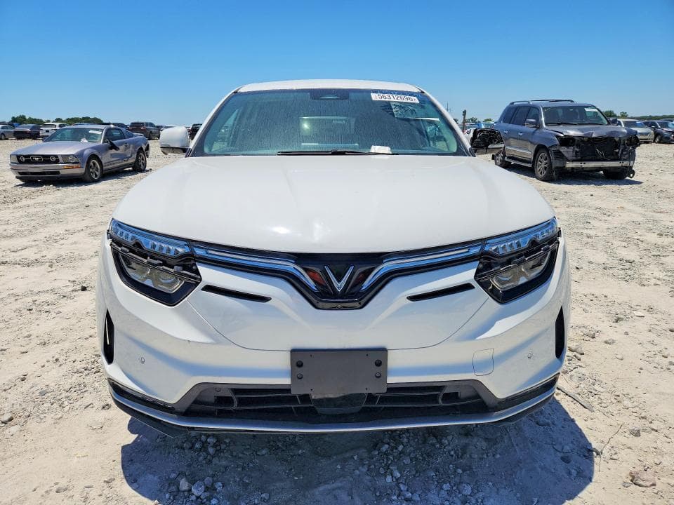 2024 VINFAST VF8+ 5