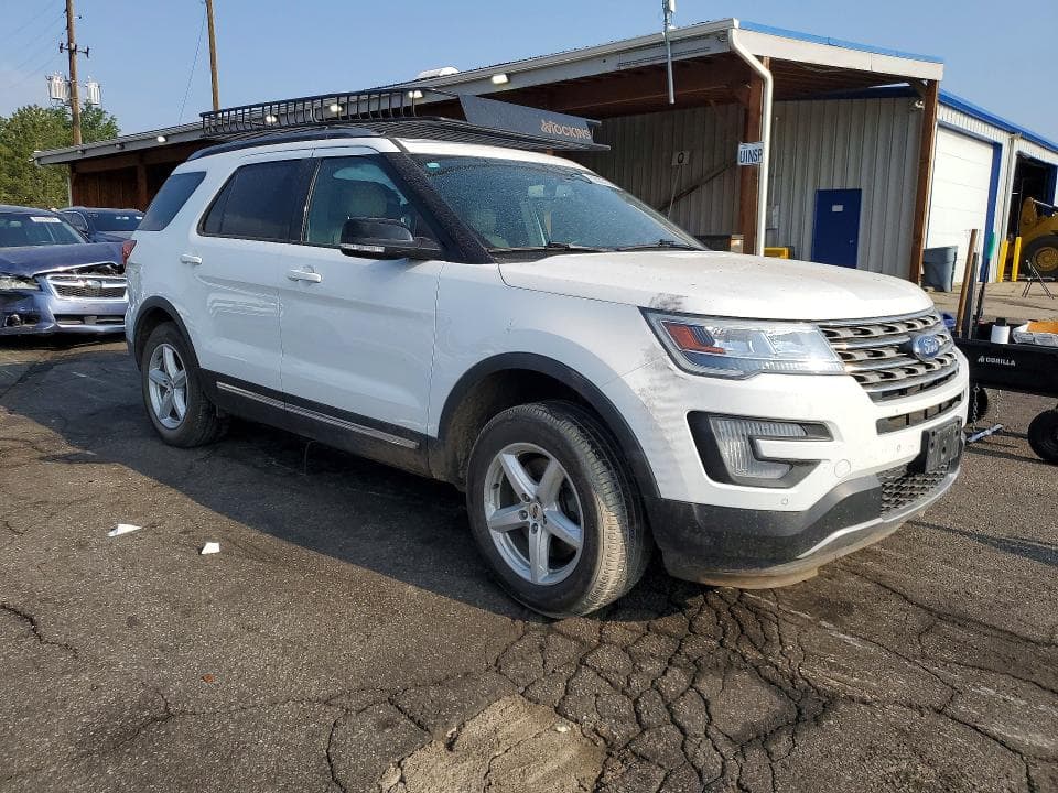 2017 FORD EXPLORER XLT 4