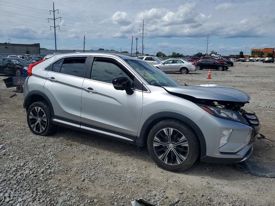 2020 MITSUBISHI ECLIPSE CROSS 4