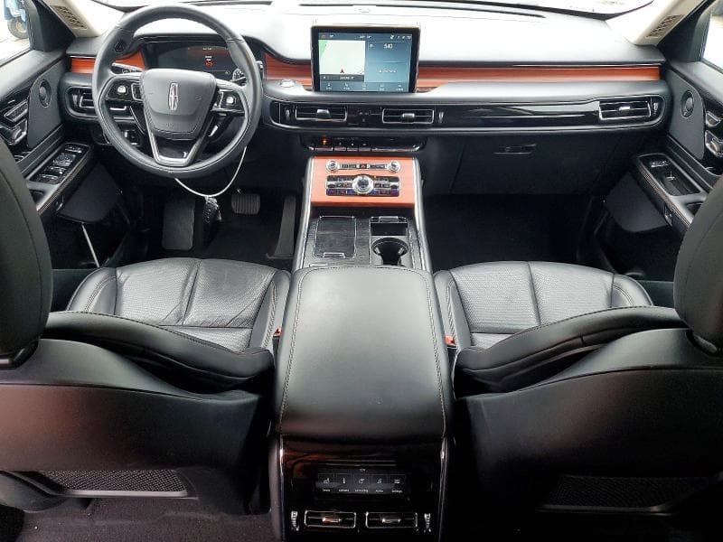 2023 LINCOLN AVIATOR RESERVE 8
