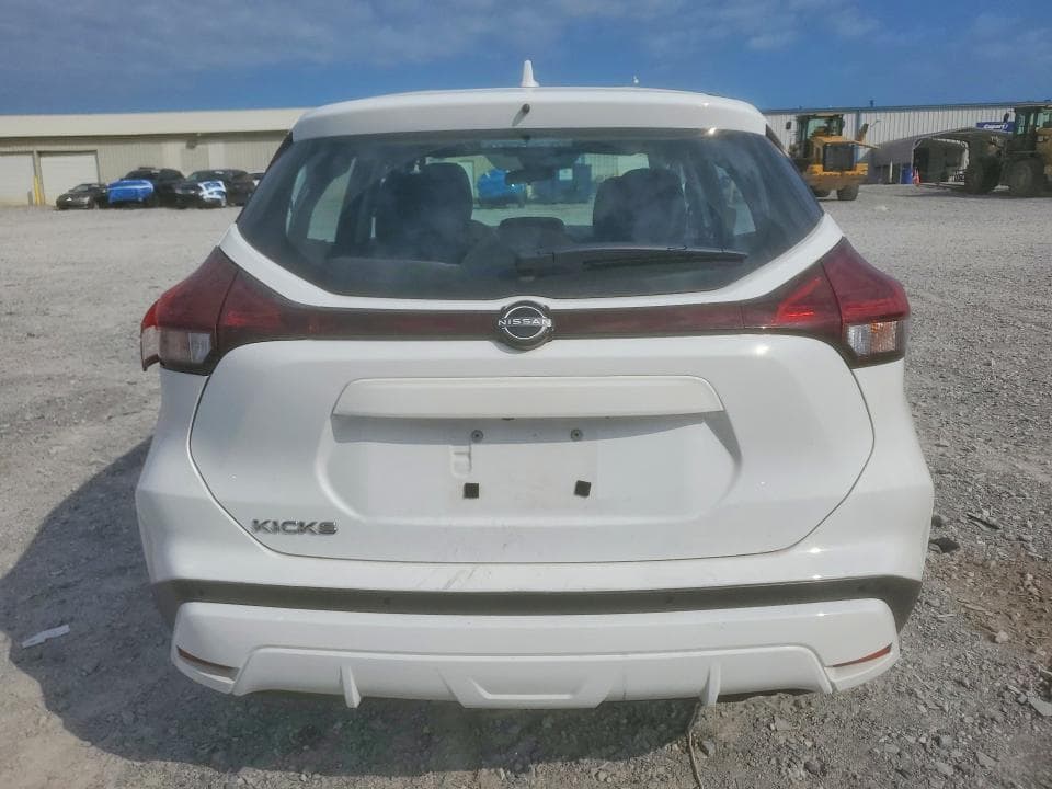 2022 NISSAN KICKS S 6