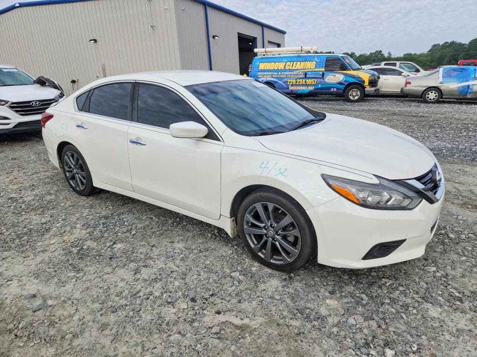 2018 NISSAN ALTIMA 2.5 SR 4