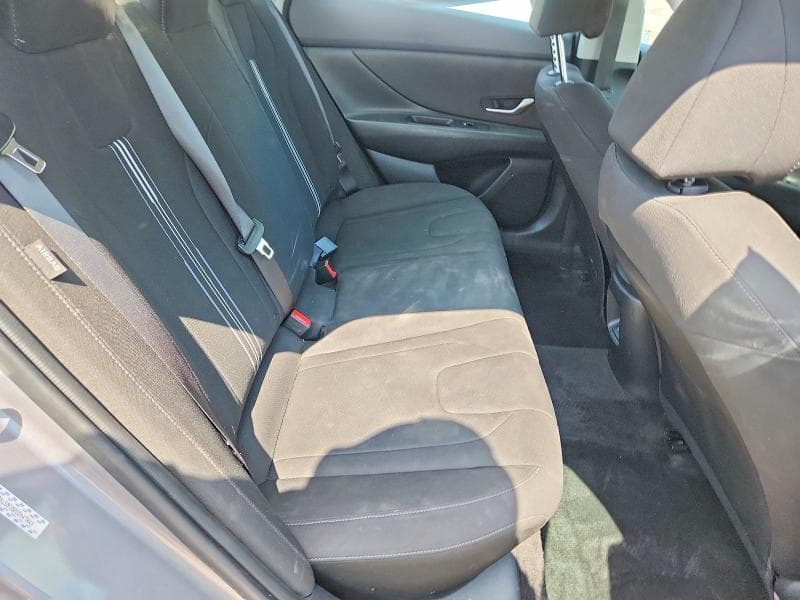 2024 HYUNDAI ELANTRA SEL 10