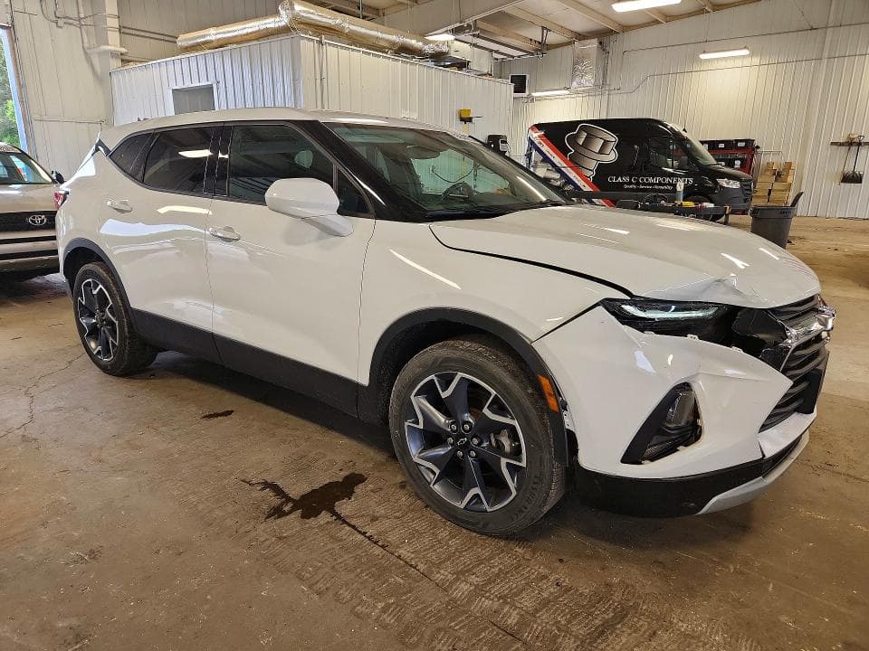 2019 CHEVROLET BLAZER 2LT 4