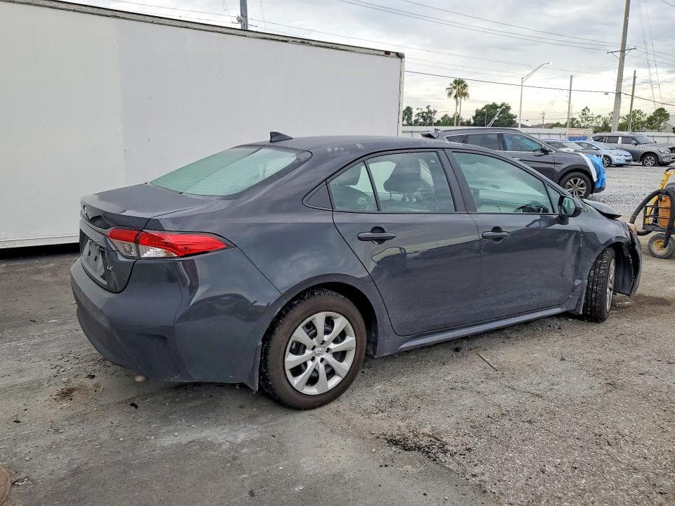 2025 TOYOTA COROLLA LE 3