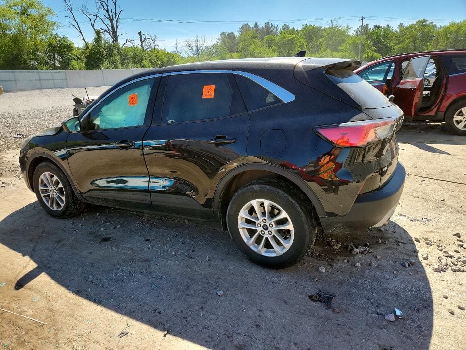 2020 FORD ESCAPE SE 2