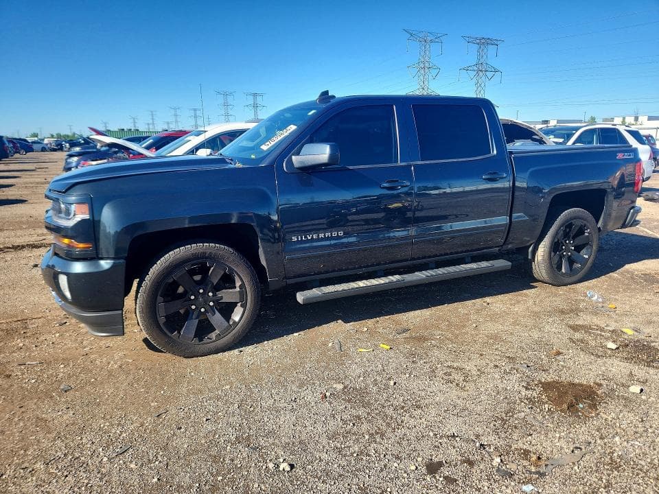 2017 CHEVROLET SILVERADO K1500 LT - 1
