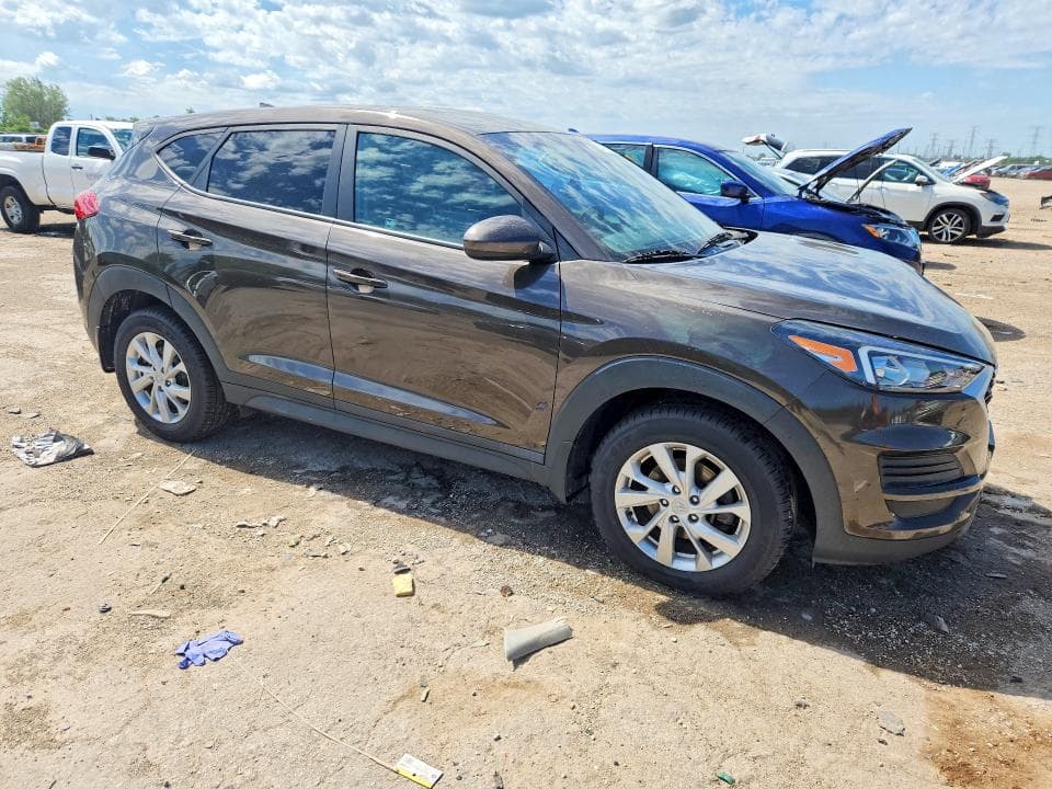 2020 HYUNDAI TUCSON SE 4