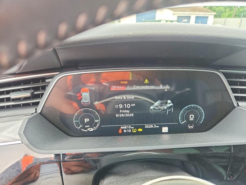 2021 AUDI E-TRON PREMIUM PLUS 9