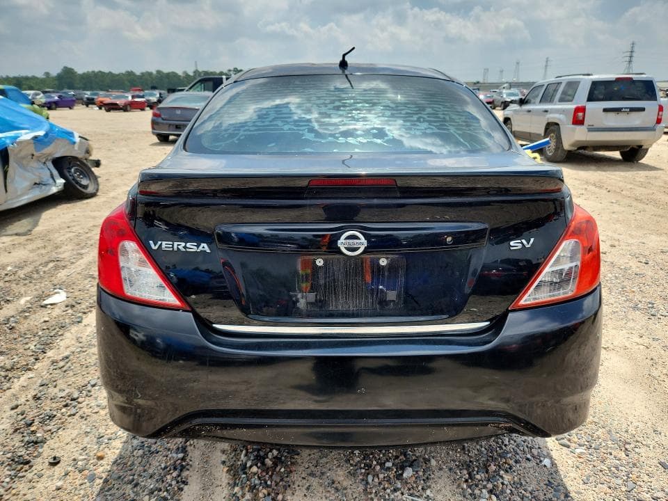 2017 NISSAN VERSA 1.6 SV 6