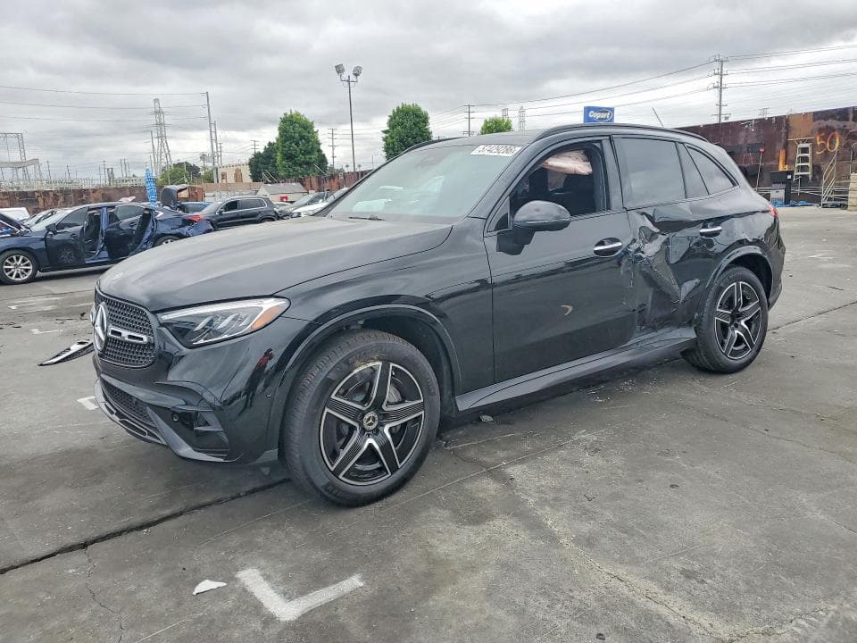 2025 MERCEDES-BENZ GLC 300 - 1