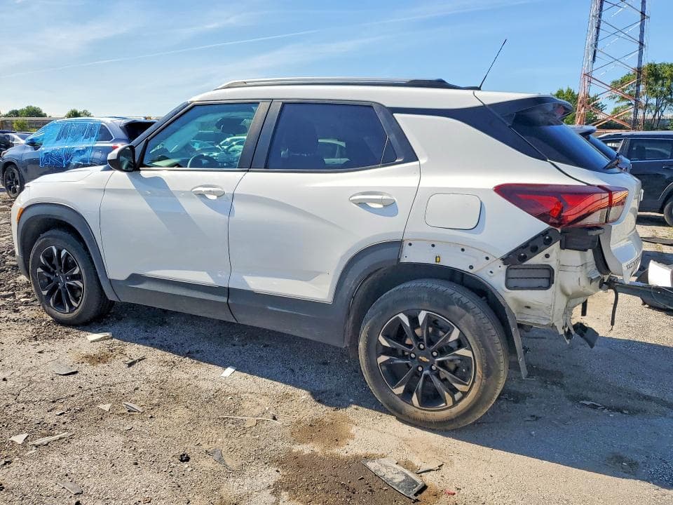 2023 CHEVROLET TRAILBLAZER LT 2