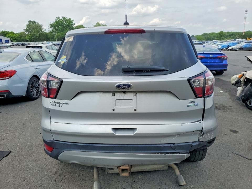 2017 FORD ESCAPE SE 6