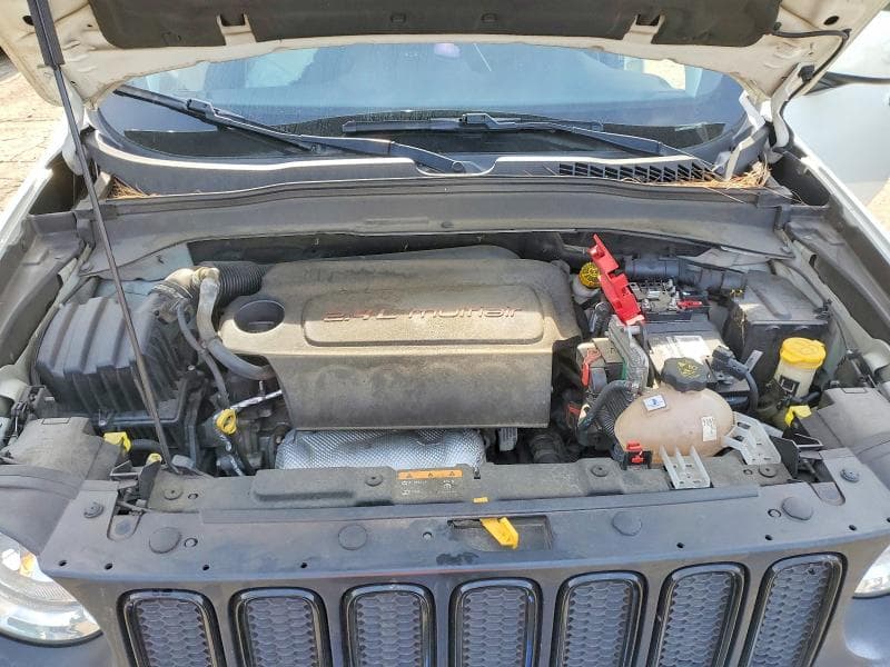 2018 JEEP RENEGADE LATITUDE 12