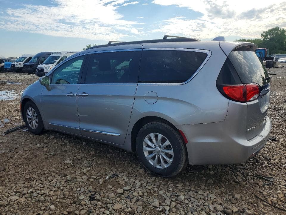 2017 CHRYSLER PACIFICA TOURING L 2