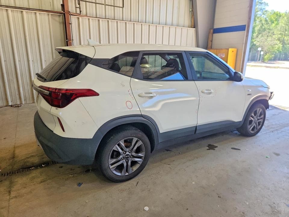 2021 KIA SELTOS LX 3