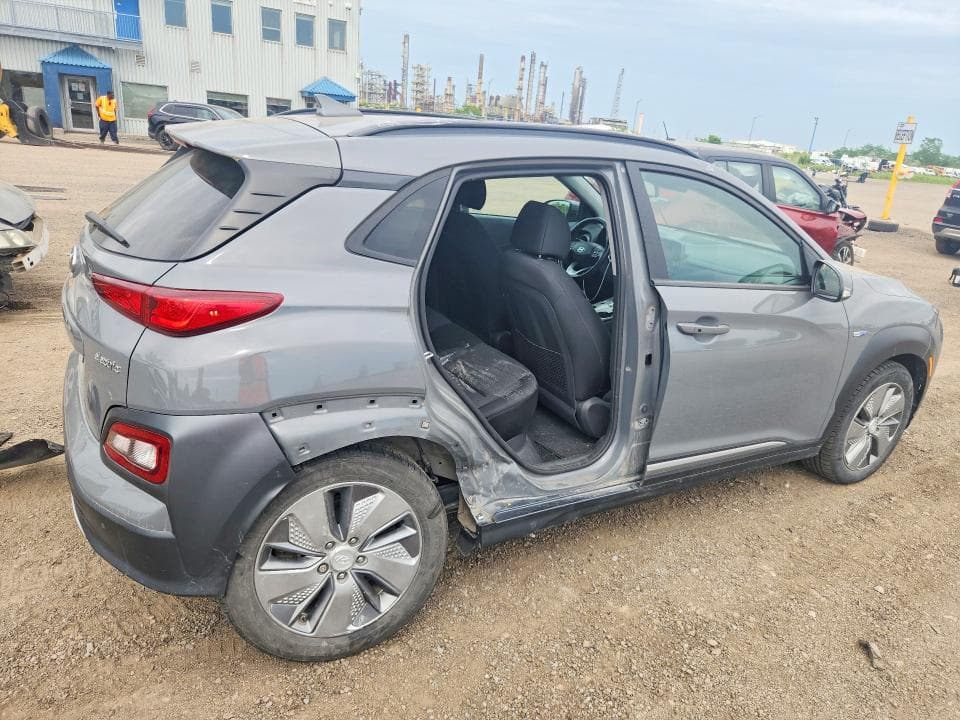 2020 HYUNDAI KONA SEL 3