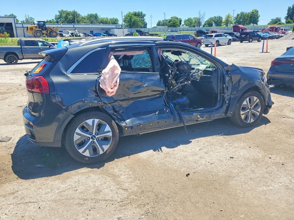2022 KIA NIRO EV S 3