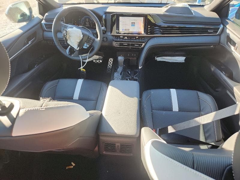 2026 TOYOTA CAMRY SE 8