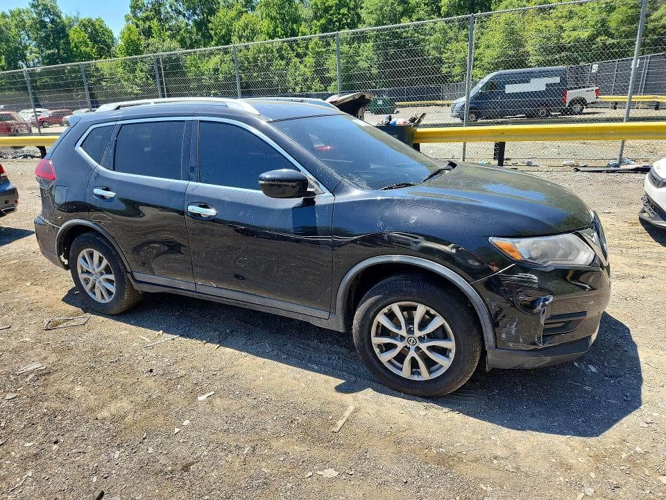 2018 NISSAN ROGUE 4