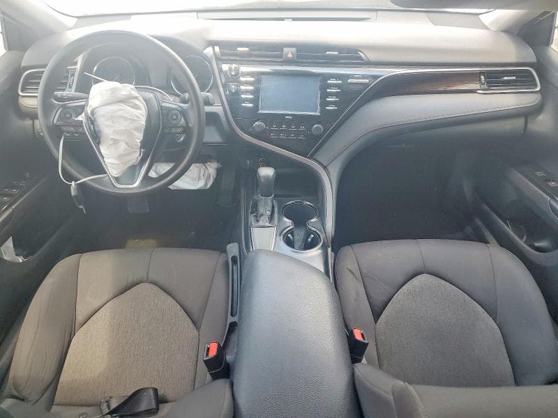 2020 TOYOTA CAMRY LE 8
