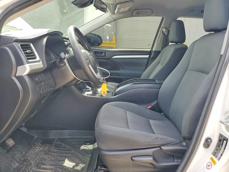 2018 TOYOTA HIGHLANDER LE 7