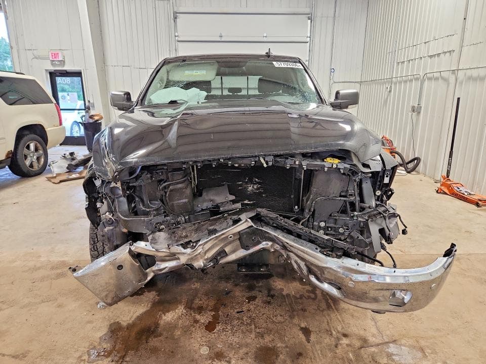 2017 RAM 1500 SLT 5