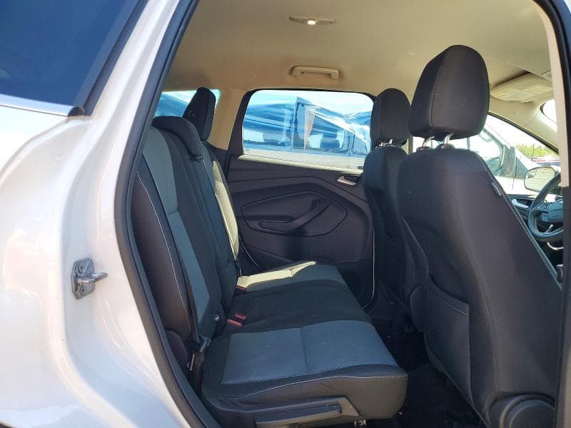 2017 FORD ESCAPE SE 11