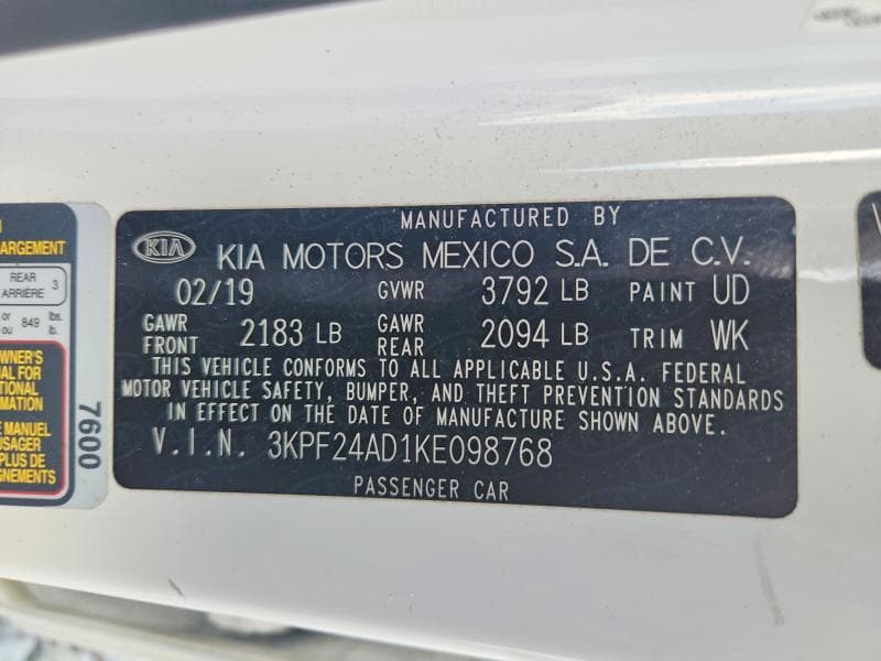 2019 KIA FORTE FE 12