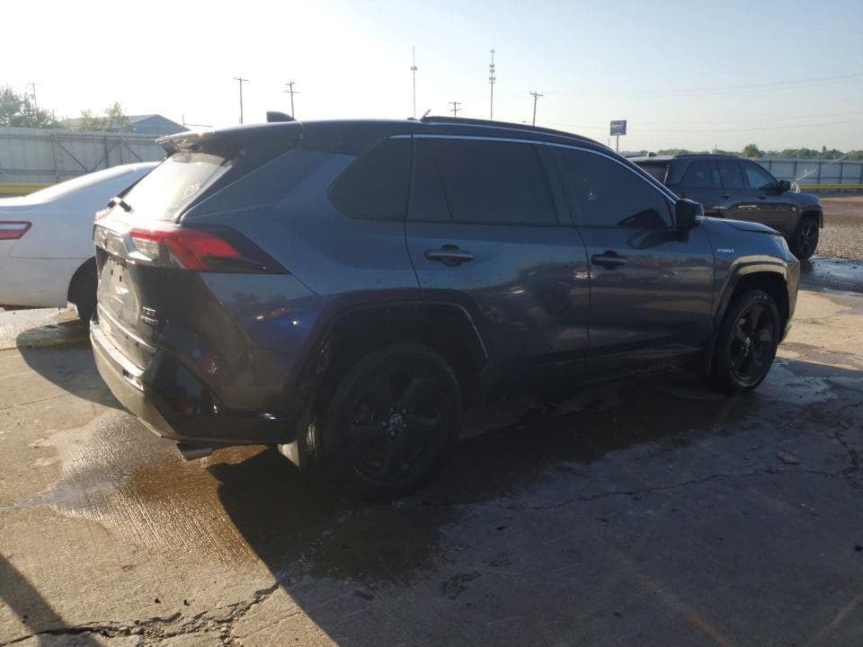 2021 TOYOTA RAV4 XSE 3