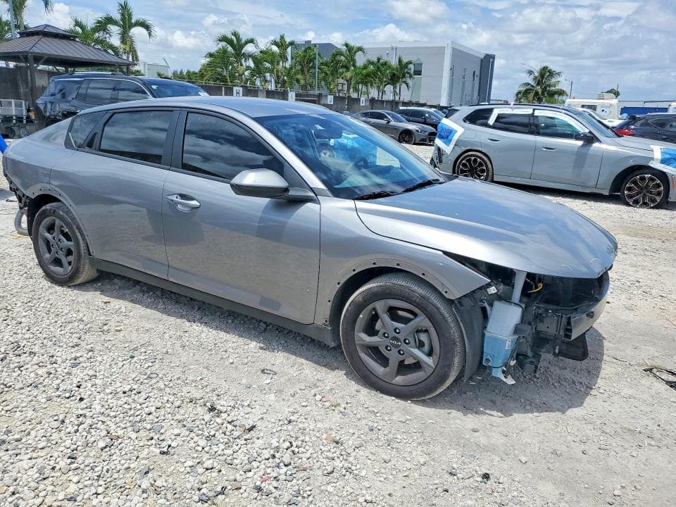 2025 KIA K4 LXS 4
