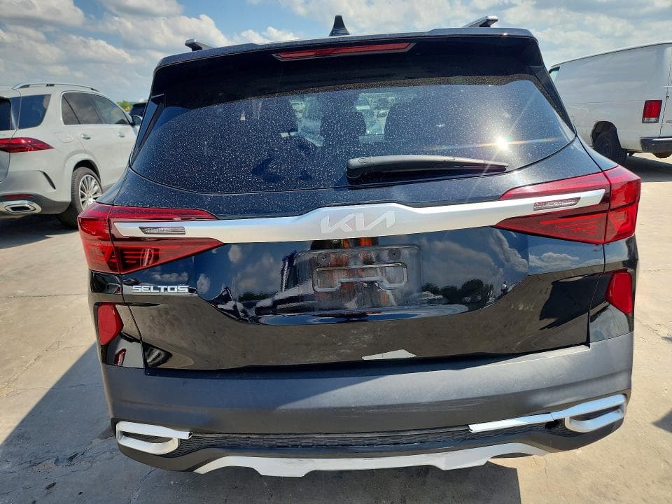 2022 KIA SELTOS EX 6