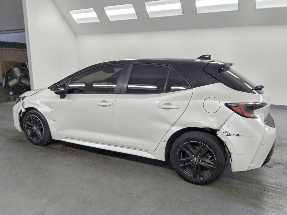 2020 TOYOTA COROLLA HATCHBACK SE 2