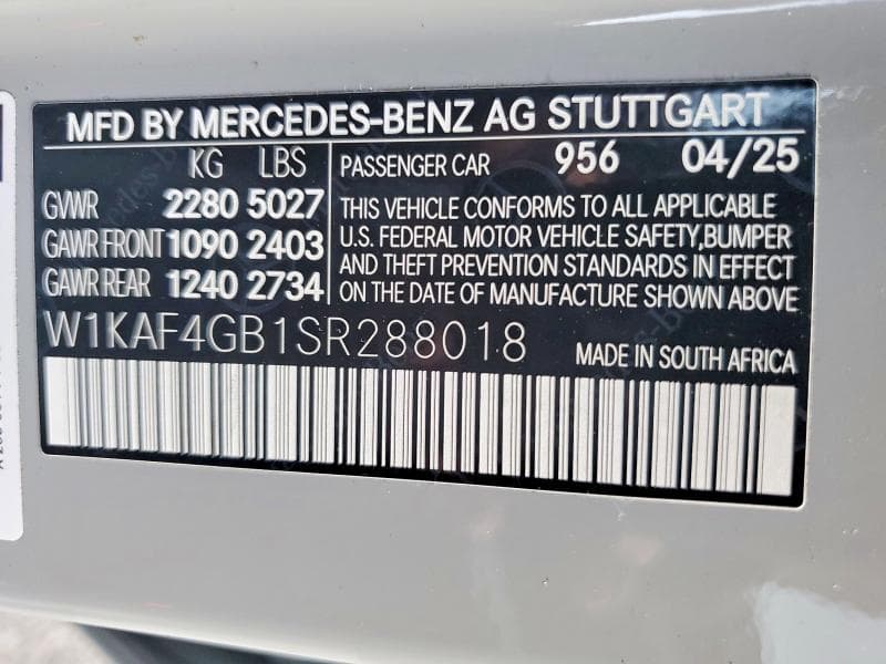 2025 MERCEDES-BENZ C 300 12