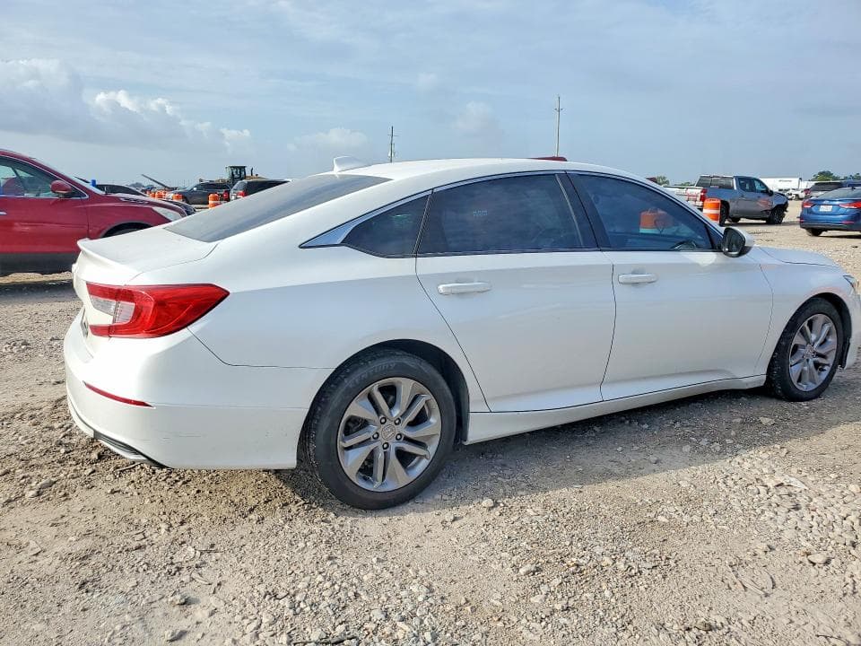 2020 HONDA ACCORD LX 3