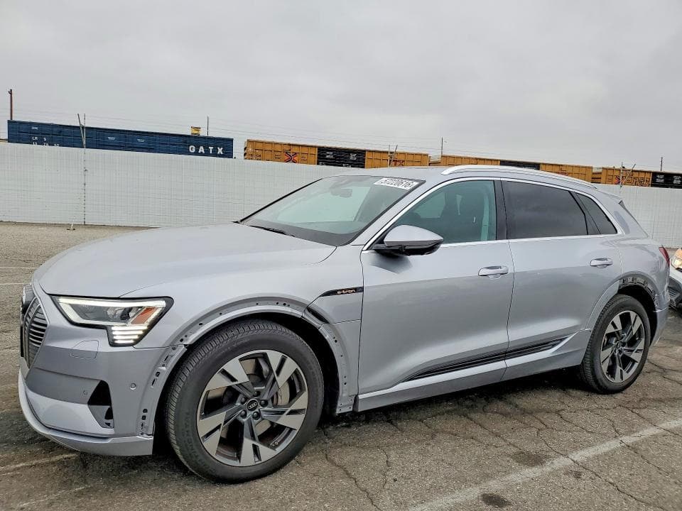 2022 AUDI E-TRON