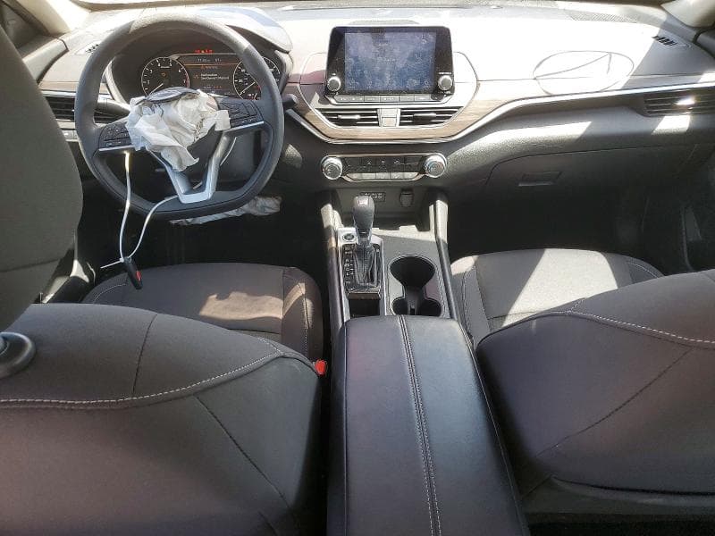 2025 NISSAN ALTIMA SV 8