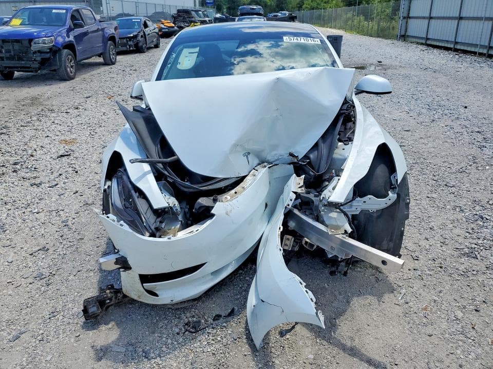 2023 TESLA MODEL 3 5