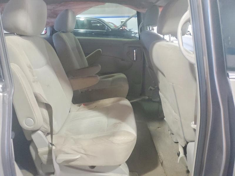 2017 NISSAN QUEST SV 11