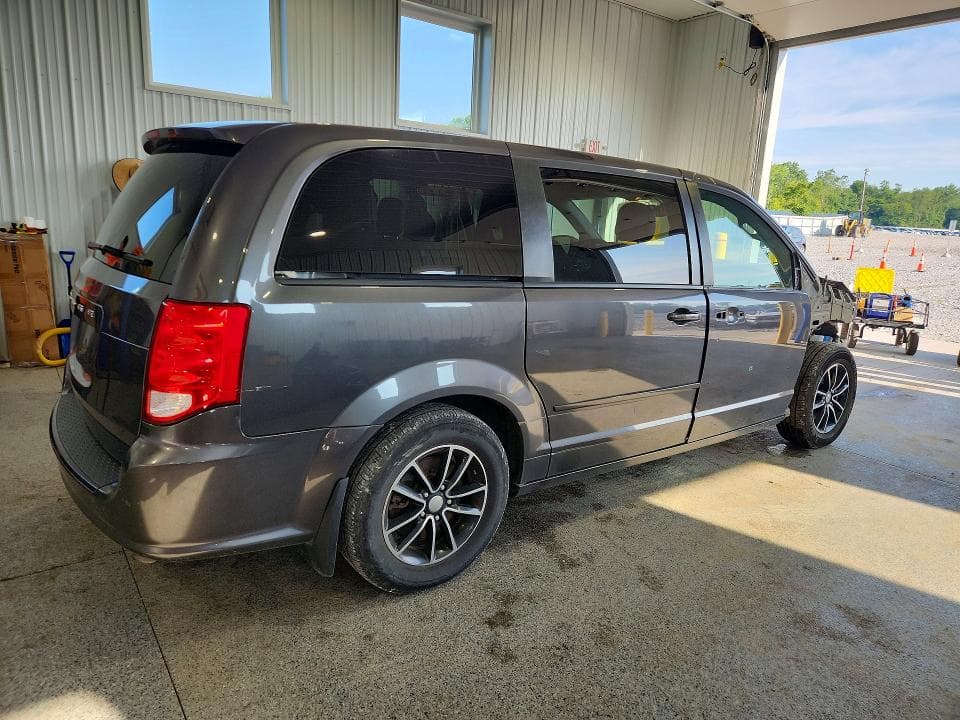 2017 DODGE GRAND CARAVAN SXT 3