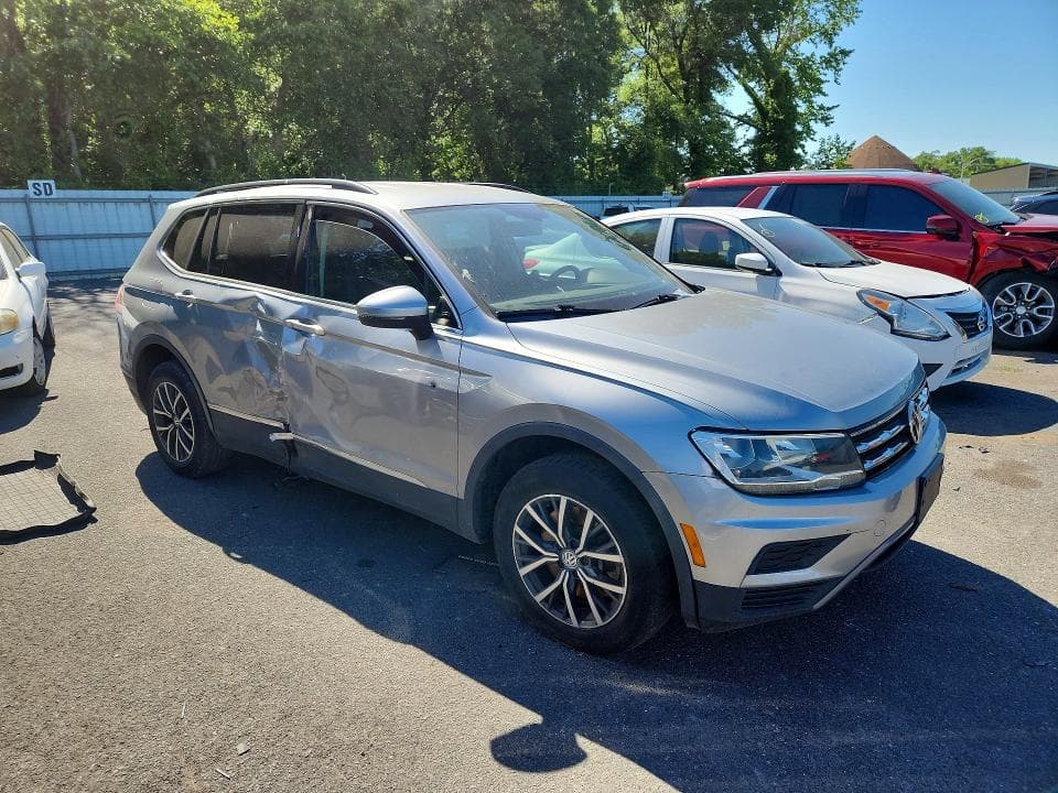 2020 VOLKSWAGEN TIGUAN SE 4