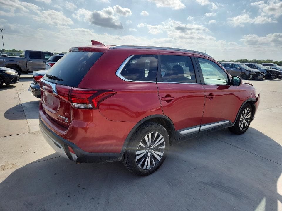 2019 MITSUBISHI OUTLANDER SE 3