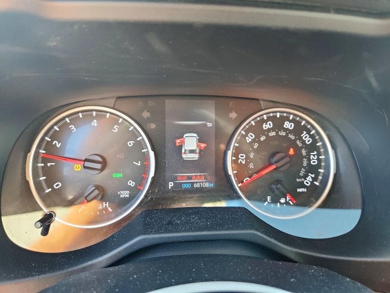 2020 TOYOTA RAV4 XLE 9